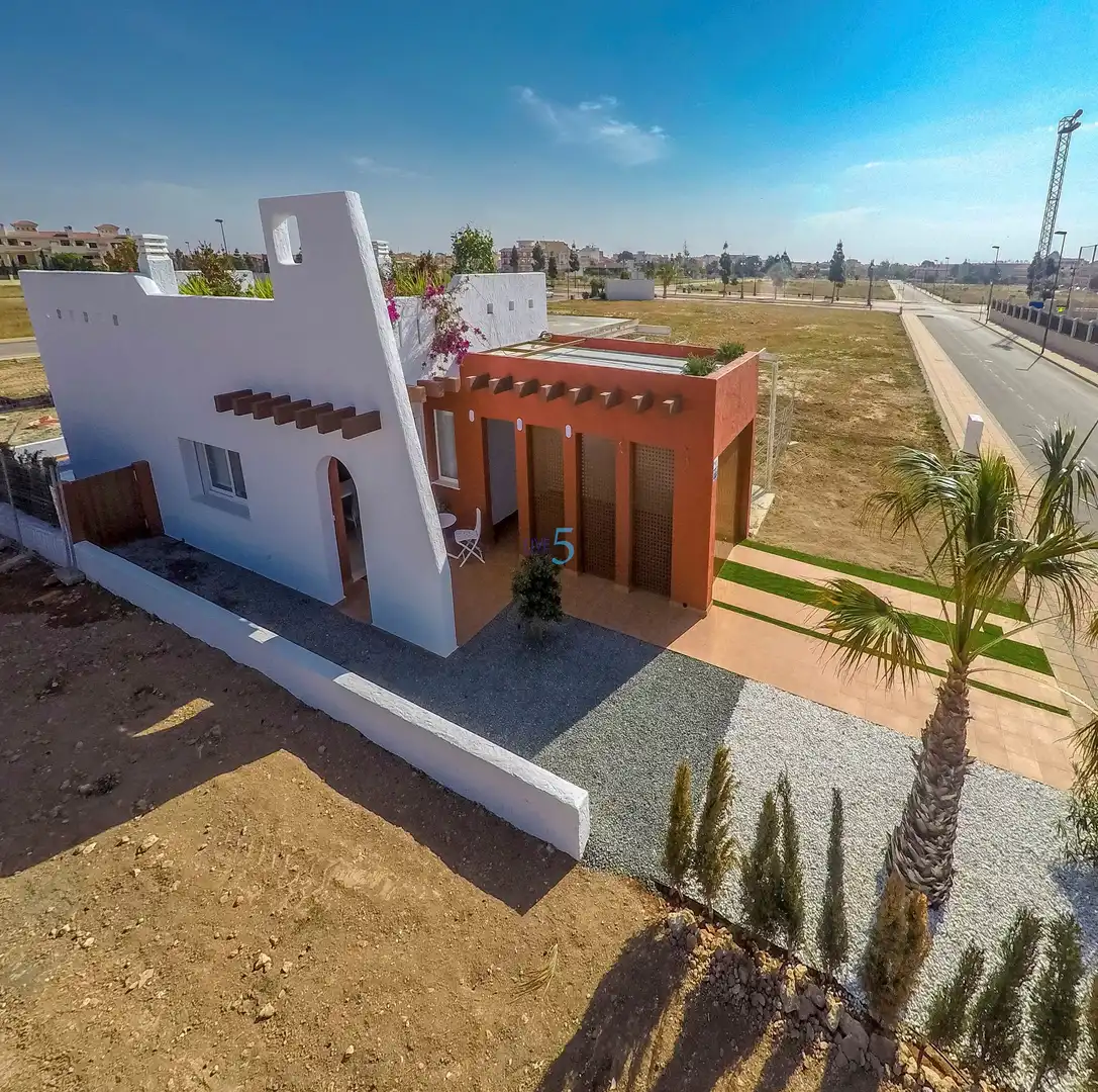 Vista exterior de Casa o xalet en venda en Las Lomas de Rame - Bahía Bella