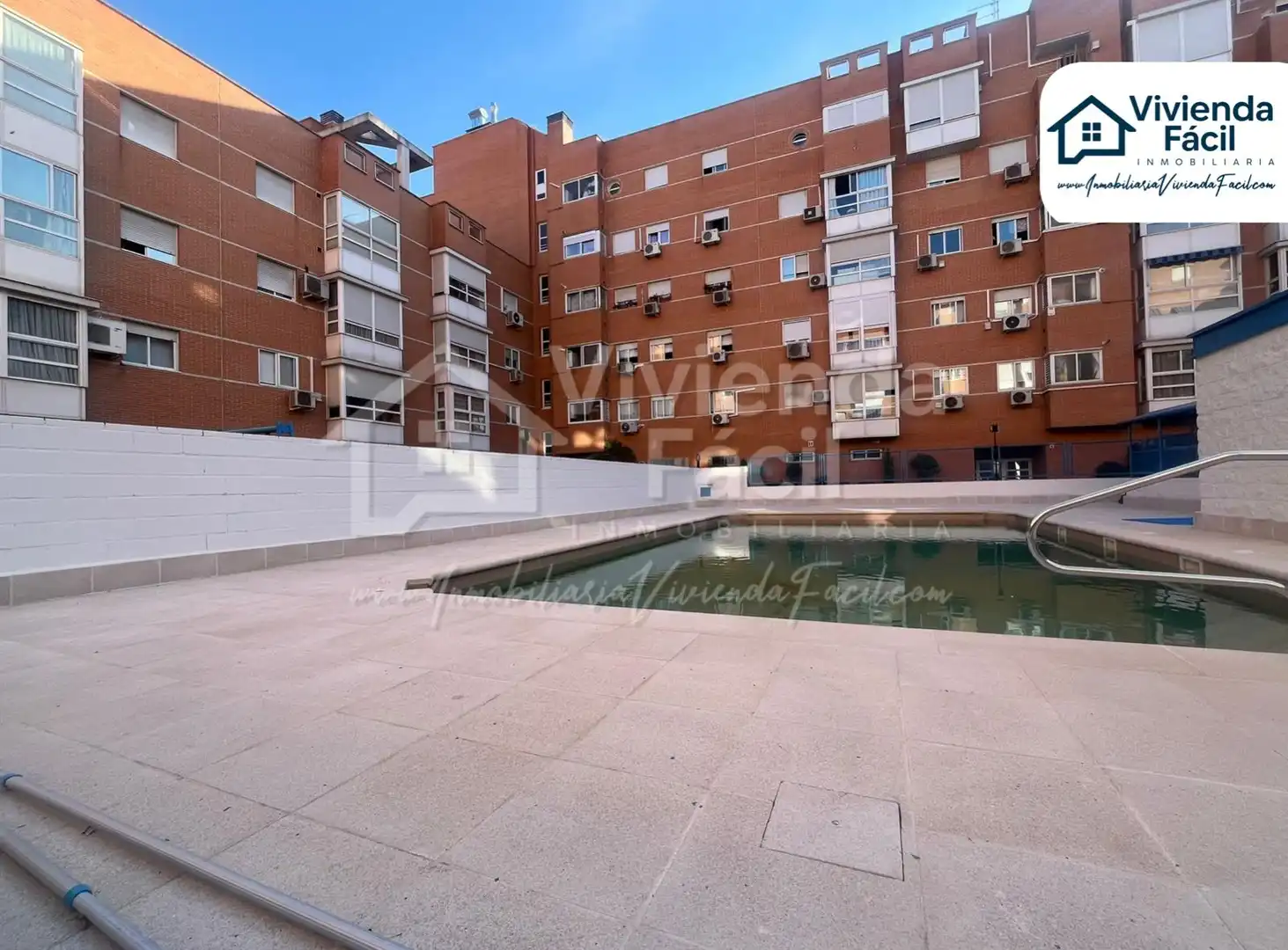 Flat for sale in Calle de María Tubau, Las Tablas