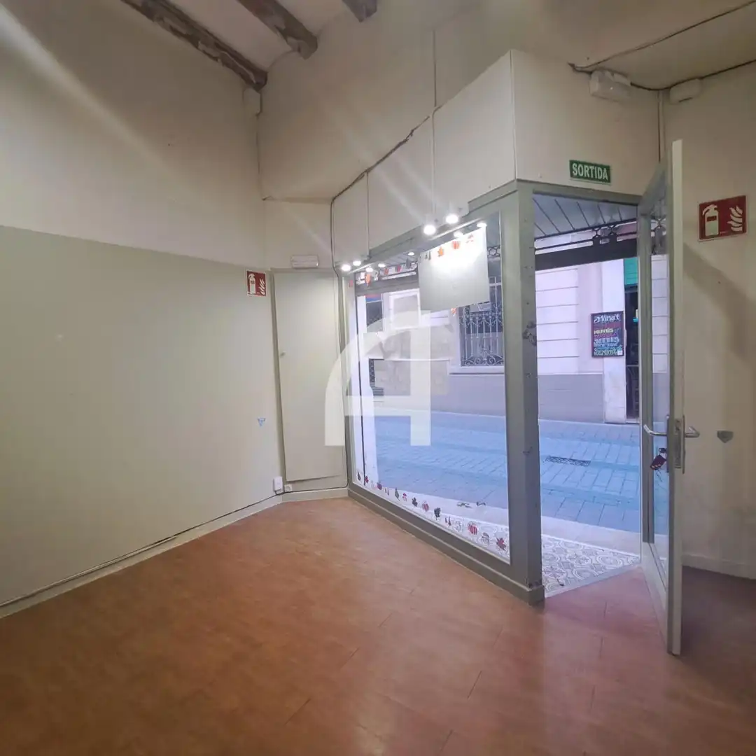 Locale commerciale in affitto a Major