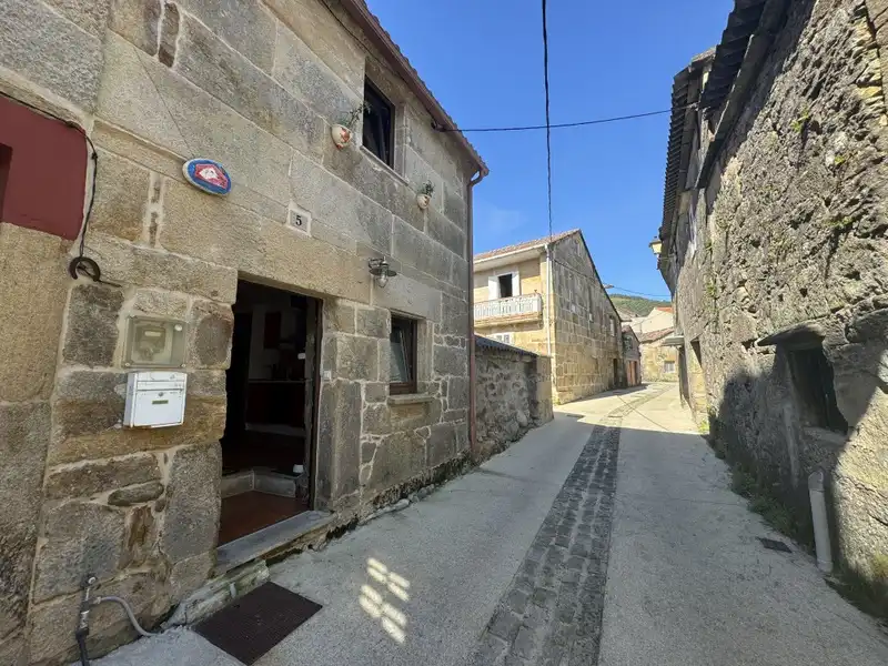 Vista exterior de Finca rústica en venda en Muros amb Moblat
