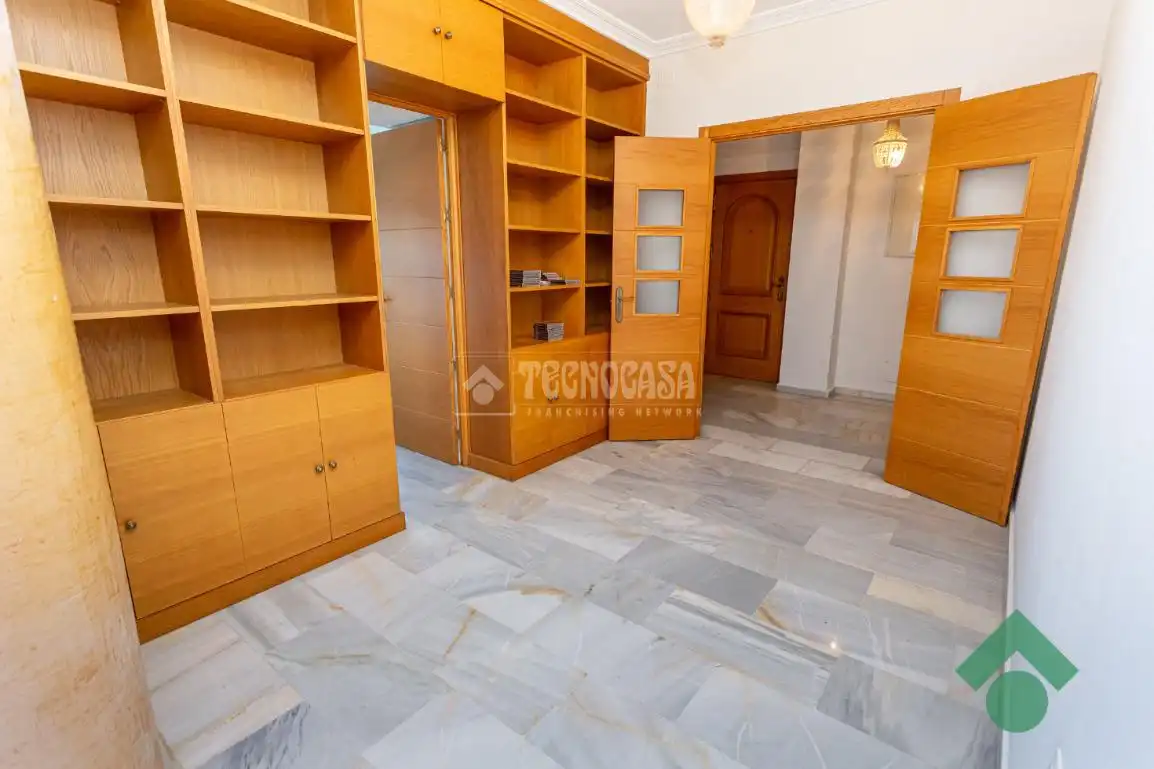 Flat for sale in Algeciras