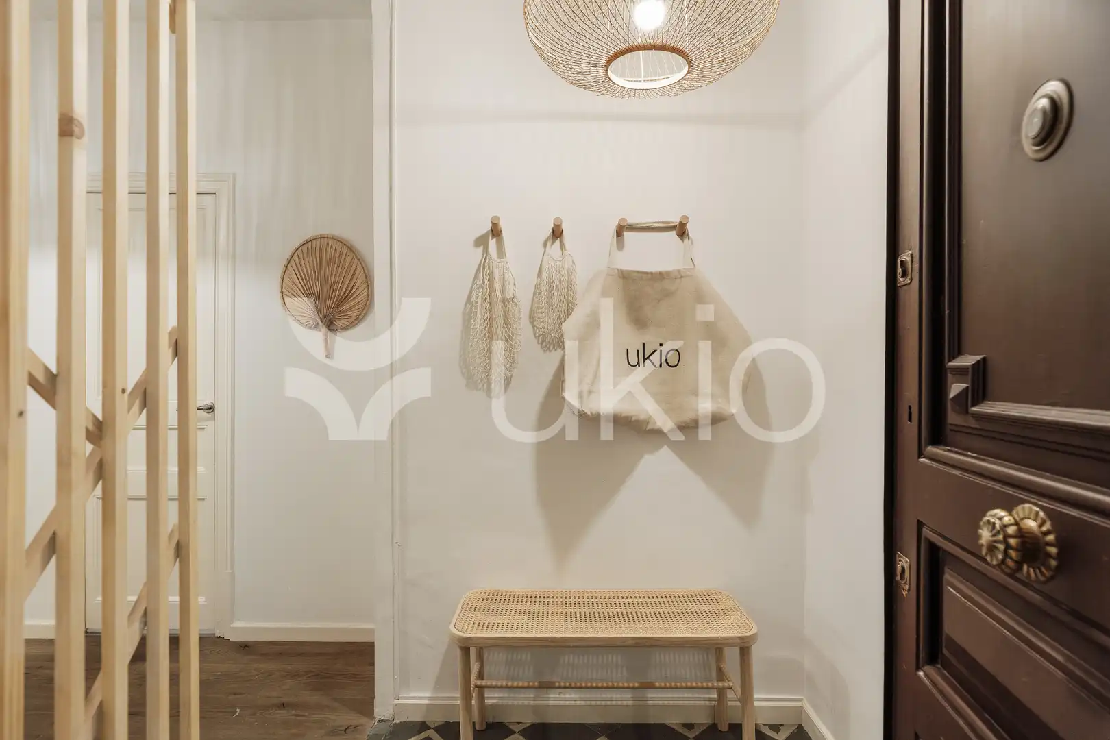 Habitación de Apartamento de alquiler en Barcelona con Calefacción, Amueblado y Horno