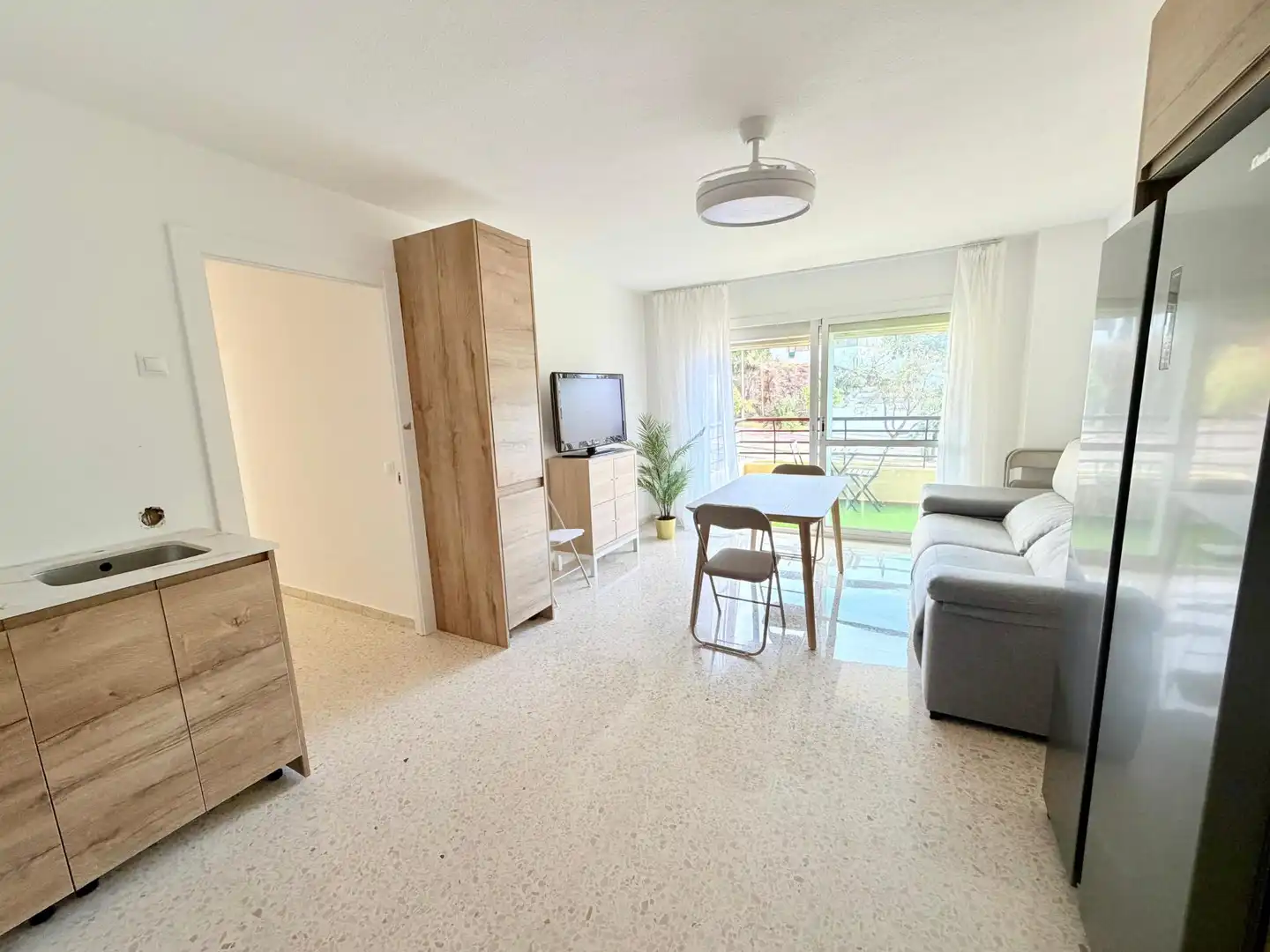 Living room of Flat for share in Málaga  with Terrace and Furnished