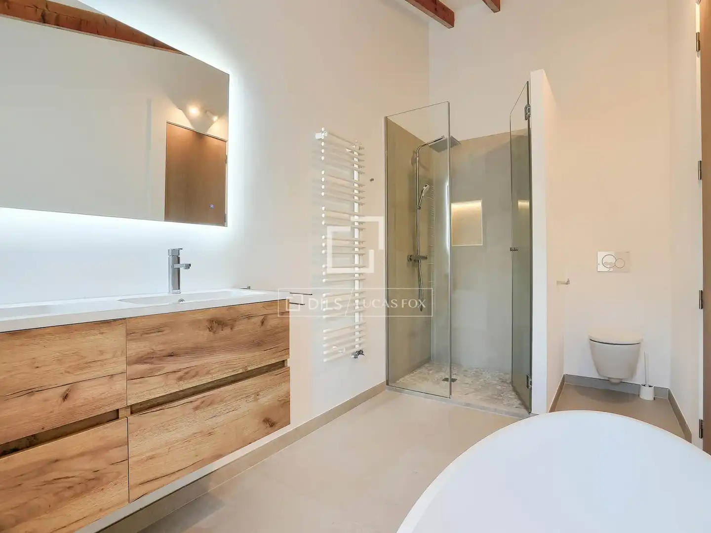 Bathroom of Houses for sale in Llubí  with Air Conditioner and Swimming Pool