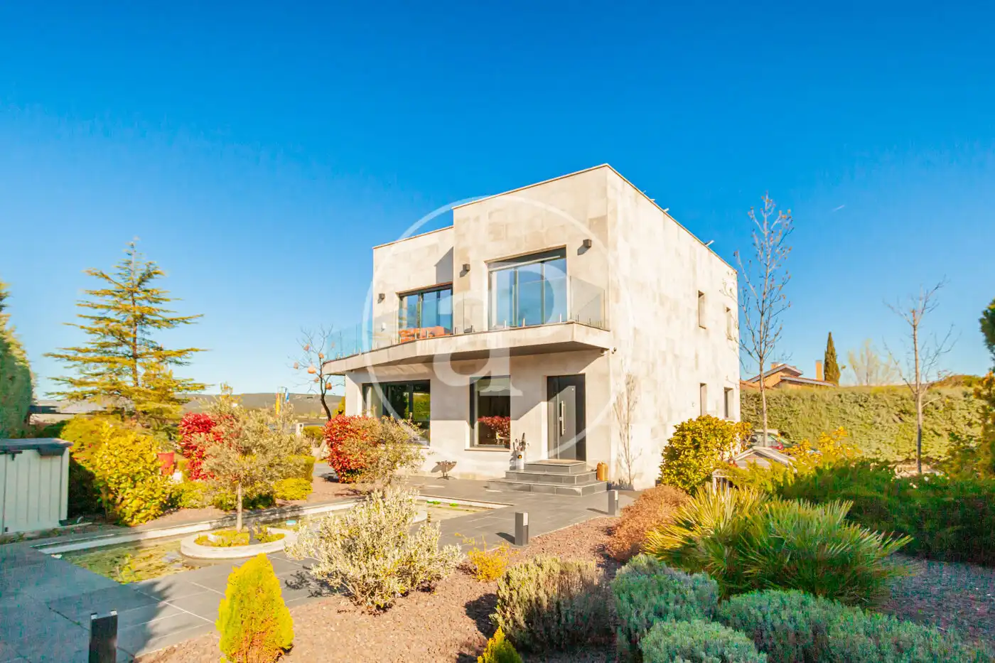 Vista exterior de Casa o chalet en venta en Las Rozas de Madrid con Aire acondicionado, Calefacción y Jardín privado