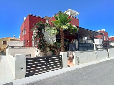 Casa con balcone in vendita a Algorfa
