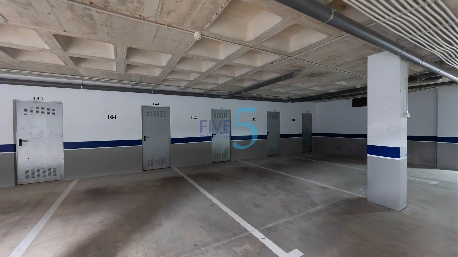 Parking of Flat for sale in Los Alcázares  with Air Conditioner, Heating and Terrace