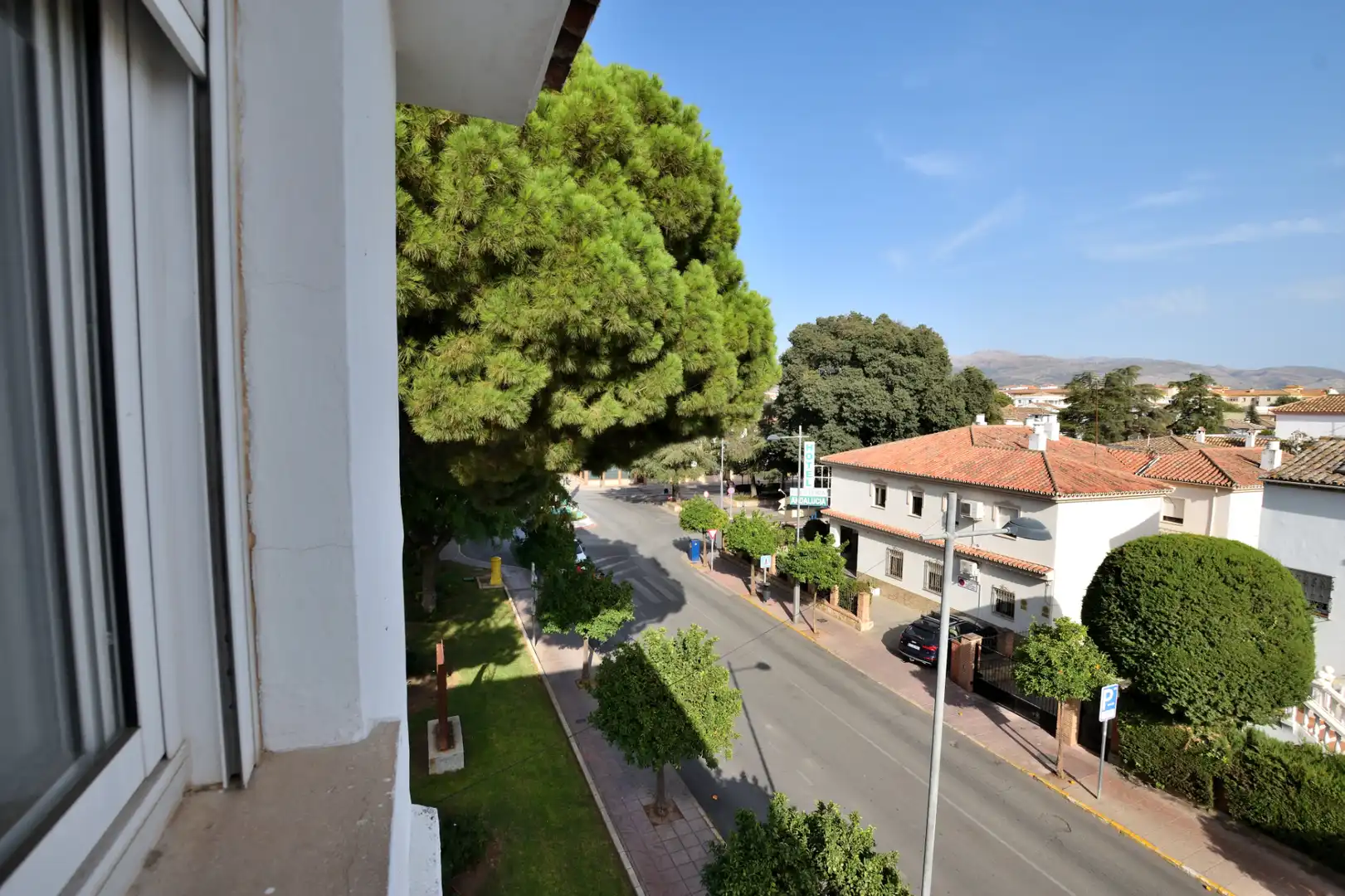 Vista exterior de Pis en venda en Ronda amb Moblat, Forn i Rentadora