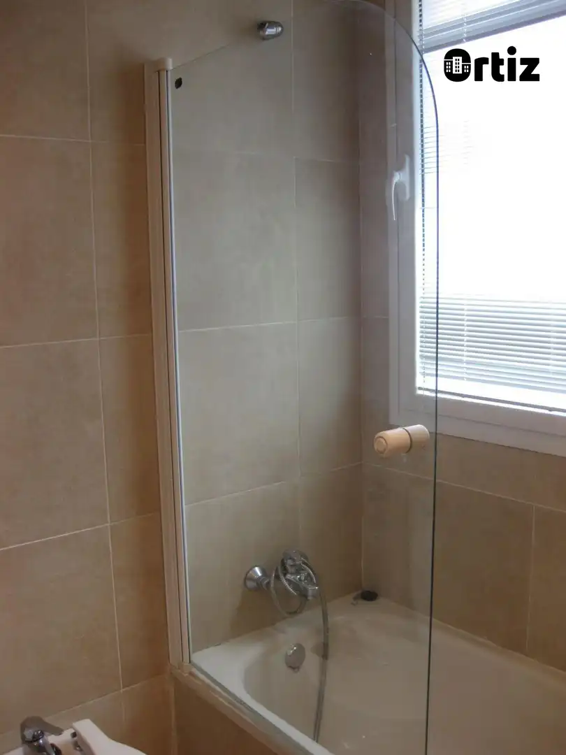 Bathroom of Apartments for rent in Torrejón de Ardoz  with Heating, Storage room and Community pool