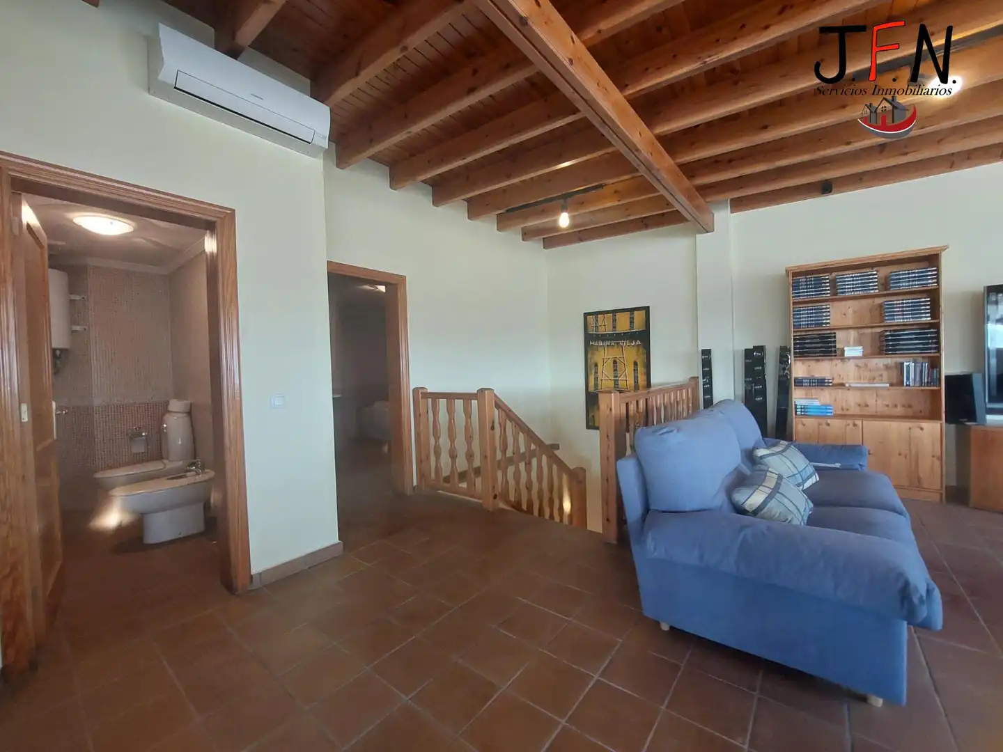 Attic for sale in Fabelo