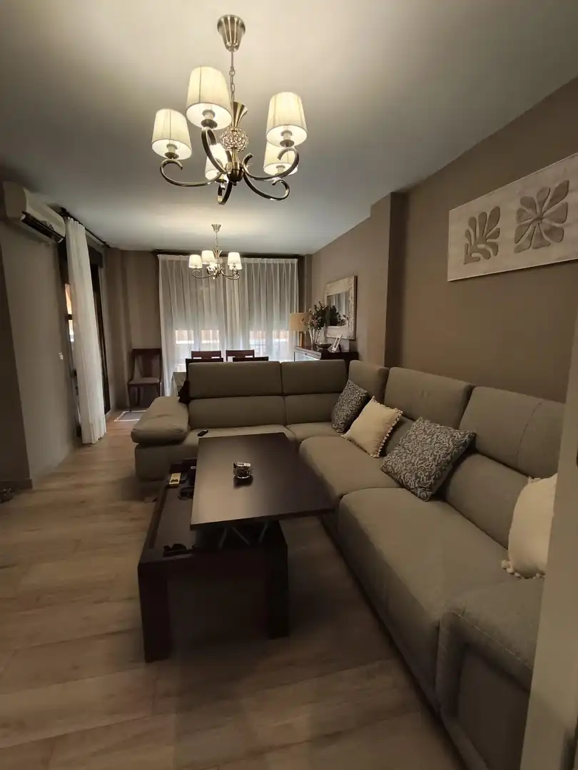 Sala de estar de Piso en venta en Córdoba con Aire acondicionado, Terraza y Piscina comunitaria