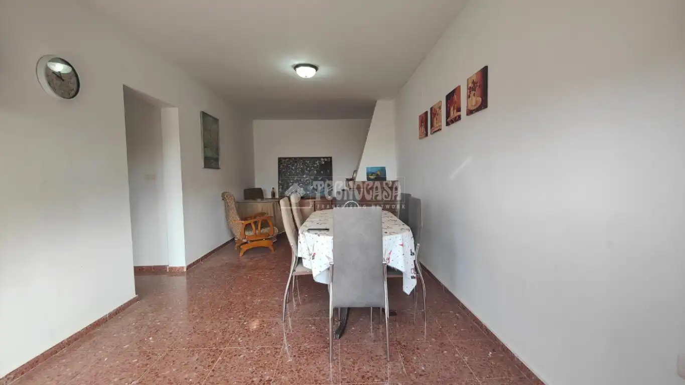 Comedor de Finca rústica en venta en Vélez de Benaudalla