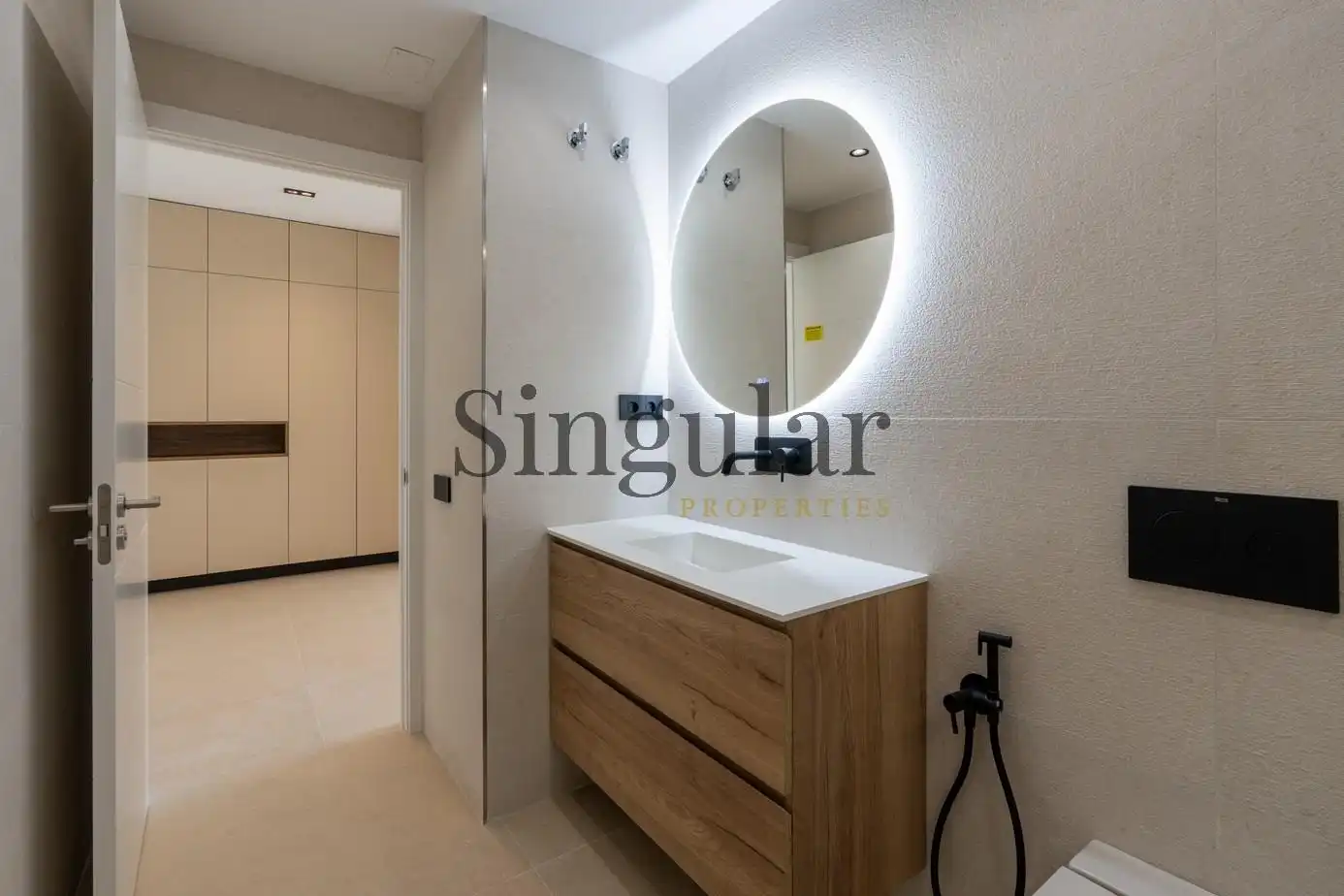 Baño de Piso en venta en Barcelona con Aire acondicionado, Calefacción y Terraza