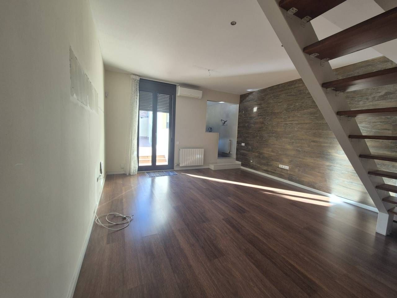 Sala de estar de Casa o chalet en venta en Terrassa con Aire acondicionado, Calefacción y Parquet