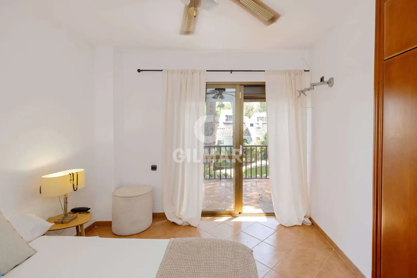 Vista exterior de Casa adosada en venta en Estepona con Jardín privado