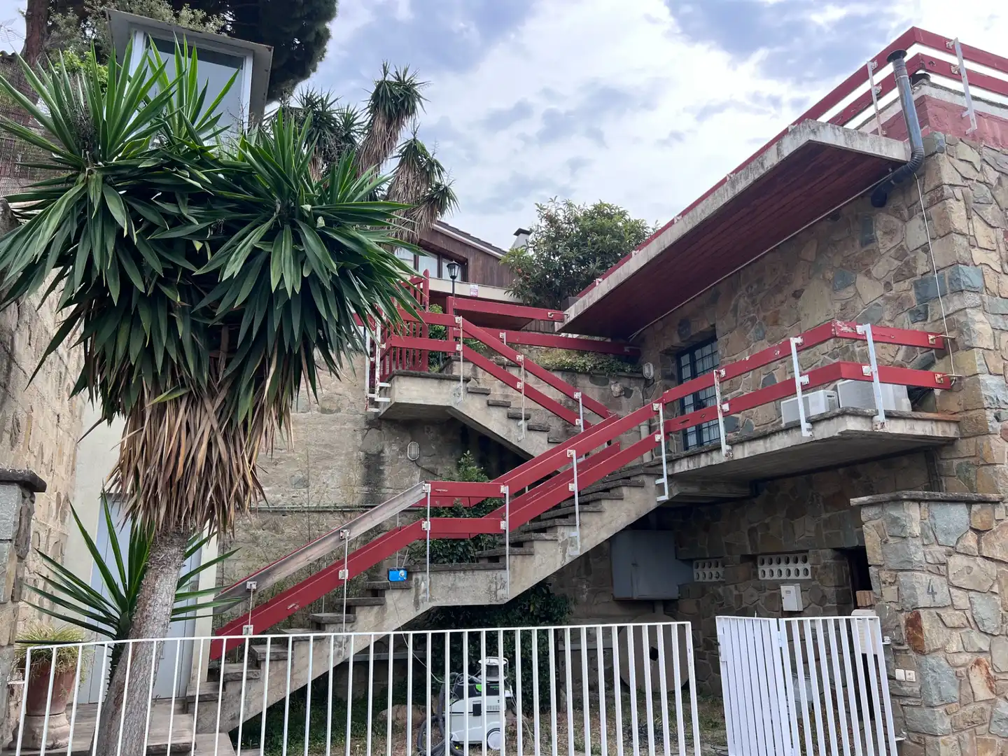Vista exterior de Casa o xalet de lloguer en Vilassar de Dalt amb Calefacció, Jardí privat i Parquet