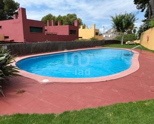 Swimming pool of House or chalet for sale in  Tarragona Capital  with Air Conditioner, Heating and Terrace