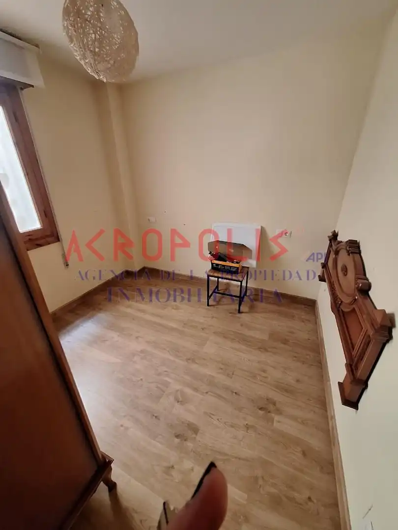 Habitación de Piso de alquiler en Benavente con Terraza y Amueblado