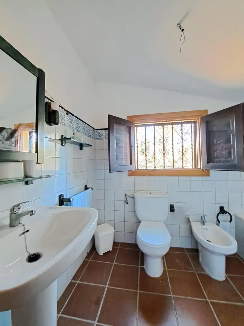 Bathroom of Country homes for sale in Cortes de Pallás  with Heating and Swimming Pool