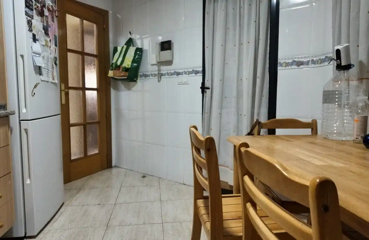 Cocina de Piso en venta en Alicante / Alacant con Aire acondicionado, Trastero y Amueblado