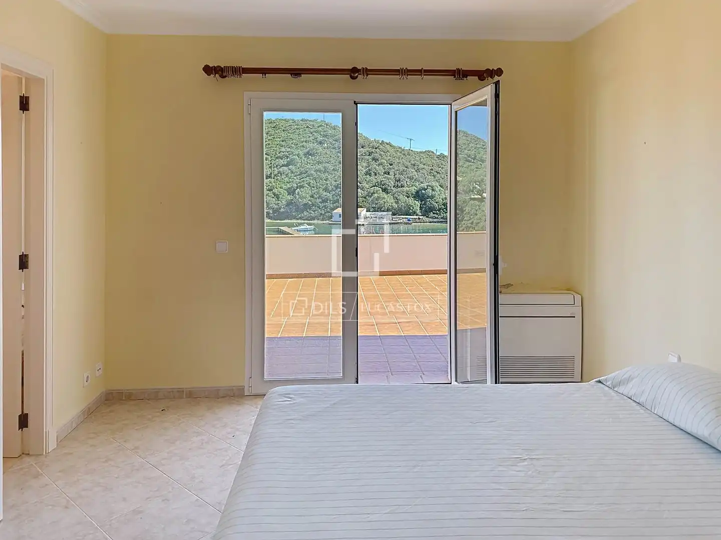 Dormitori de Casa o xalet en venda en Maó - Mahón amb Aire condicionat, Jardí privat i Terrassa