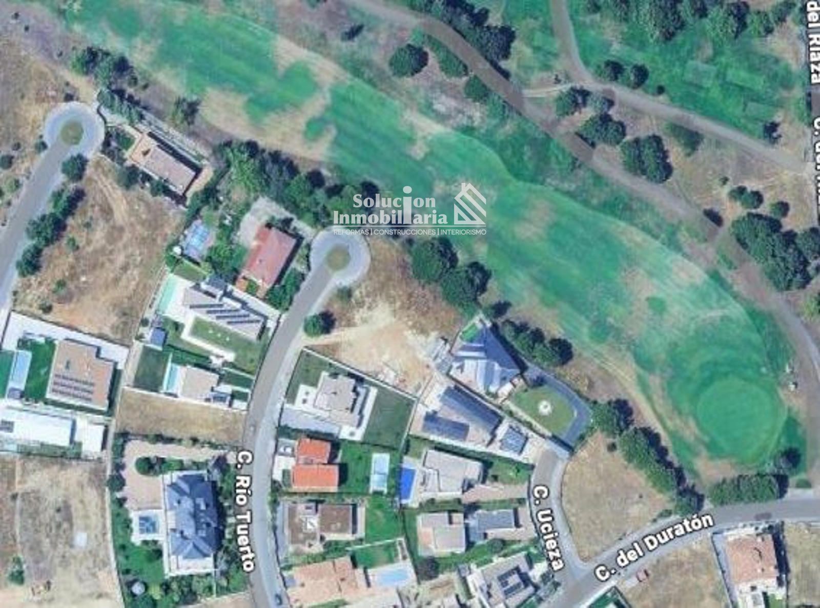 Residencial en venda en Villamayor