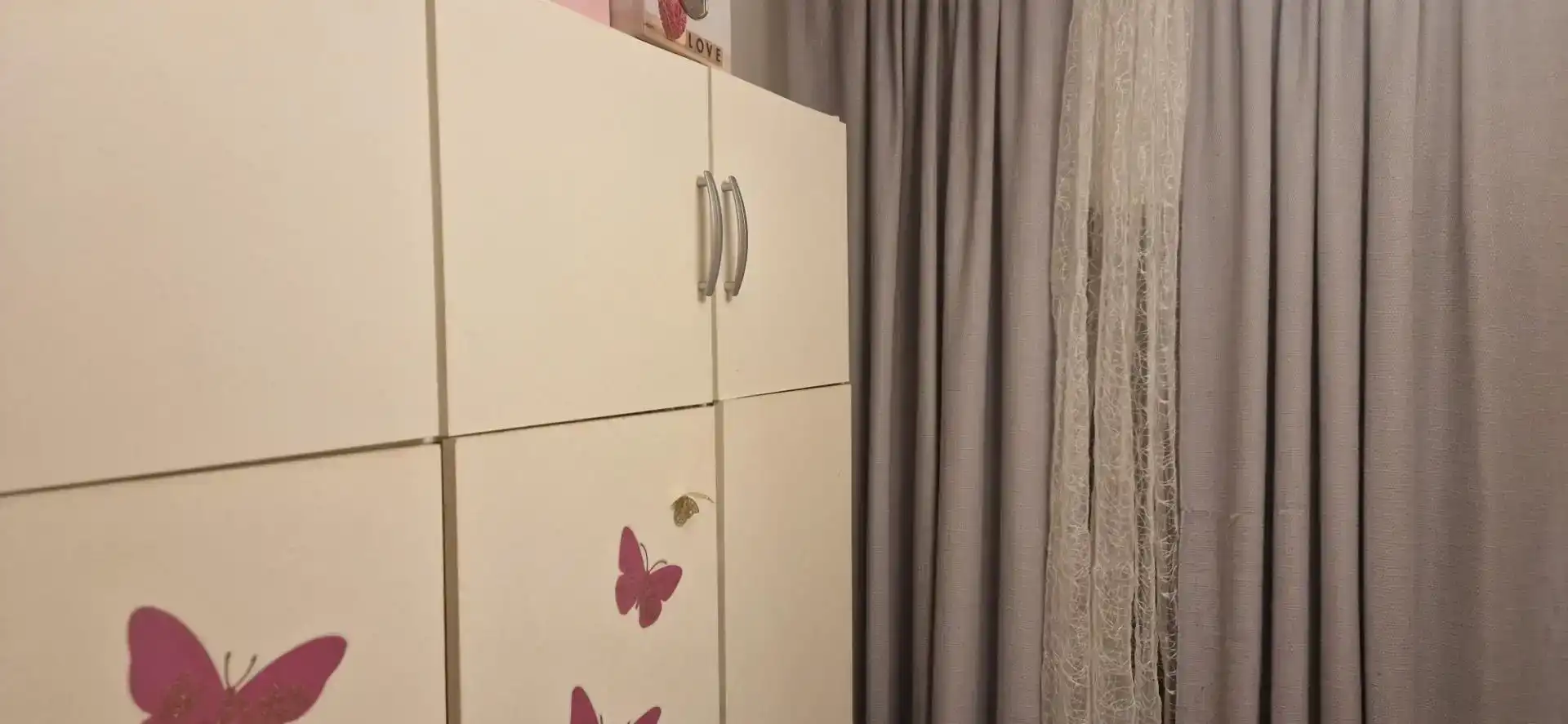 Schlafzimmer von Wohnung zur Miete in  Madrid Capital