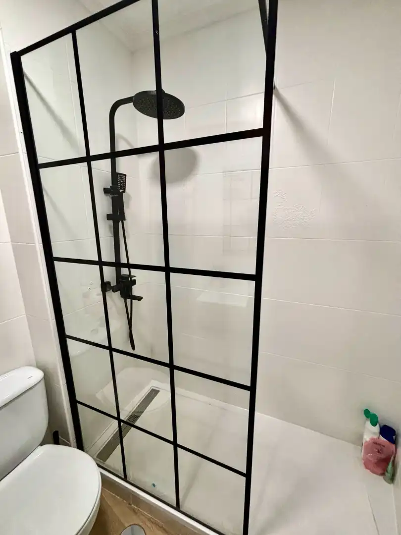 Baño de Piso en venta en Alicante / Alacant con Aire acondicionado y Balcón