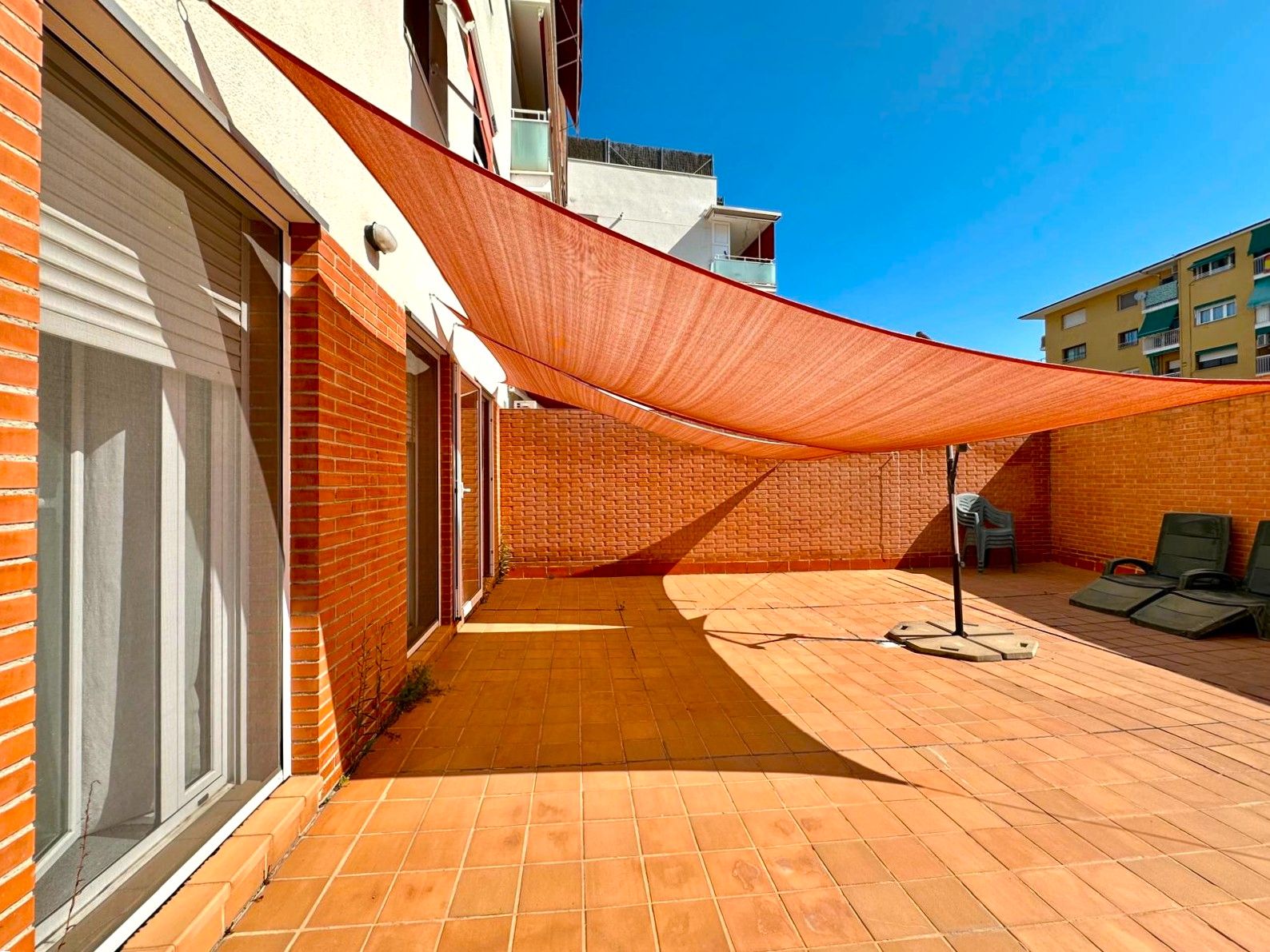 Terrace of Flat for sale in Canovelles  with Air Conditioner, Heating and Private garden