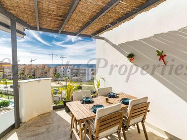 Attique avec balcon à vendre à Urbanización Santa Rosa