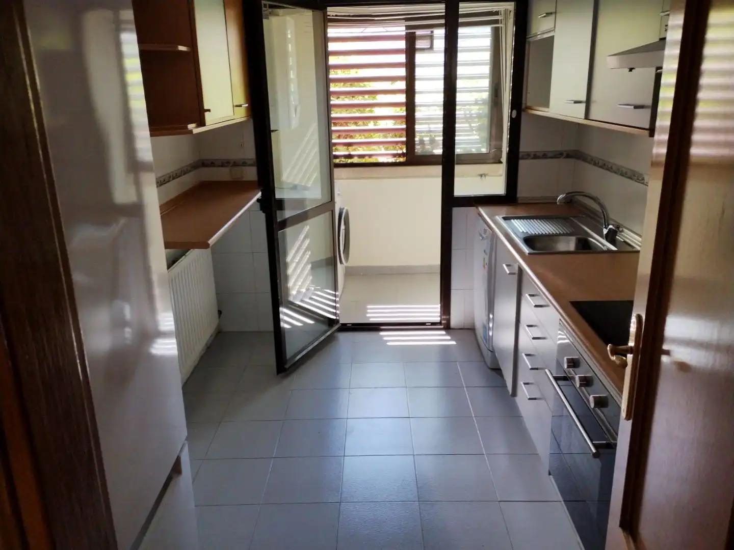 Cocina de Piso en venta en  Madrid Capital con Terraza