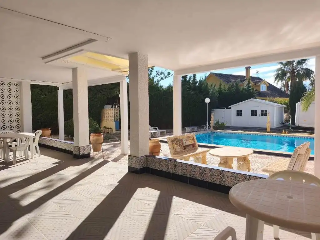 Schwimmbecken von Haus oder Chalet zum Verkauf in Cartagena mit Klimaanlage, Heizung und Privatgarten