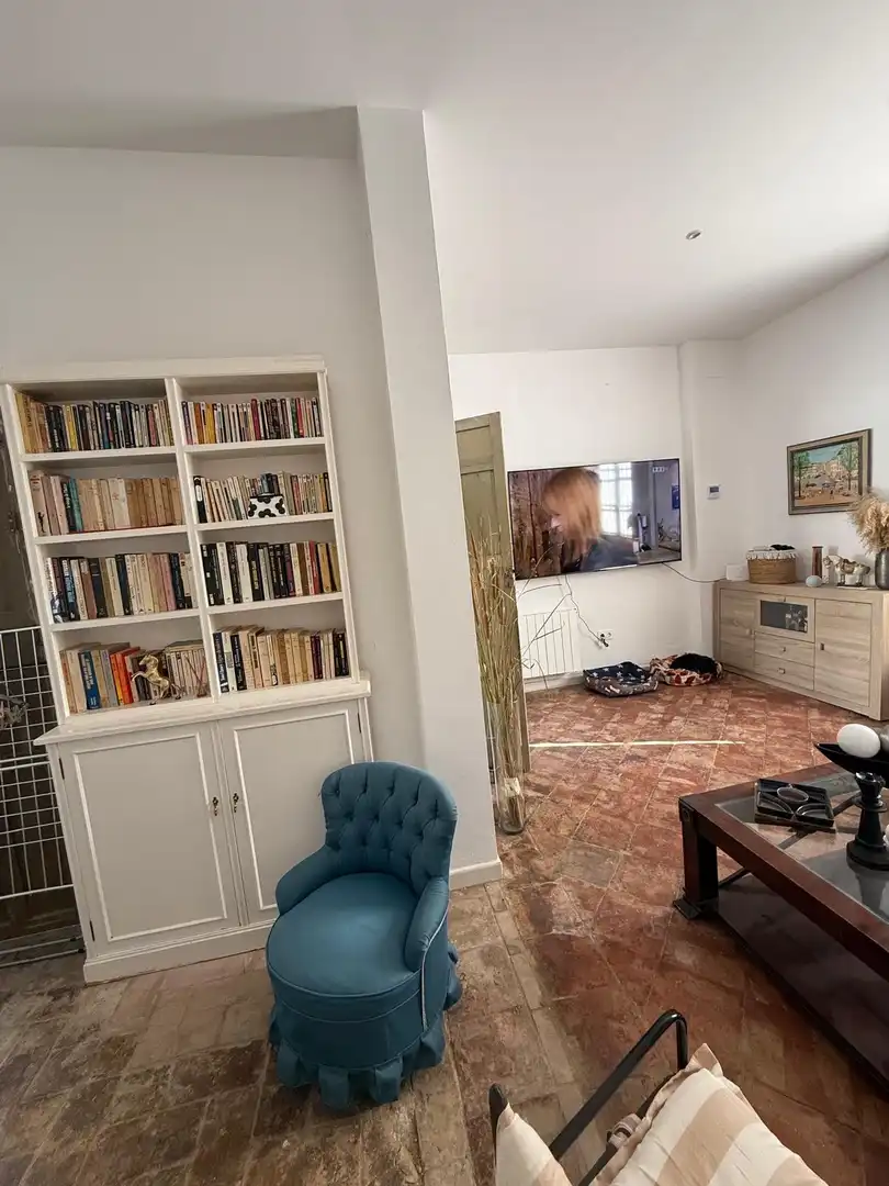 Sala d'estar de Casa o xalet en venda en Chimeneas amb Aire condicionat, Calefacció i Jardí privat