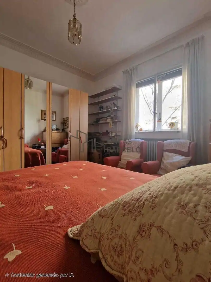 Flat for sale in Paseo Constitución - Las Damas
