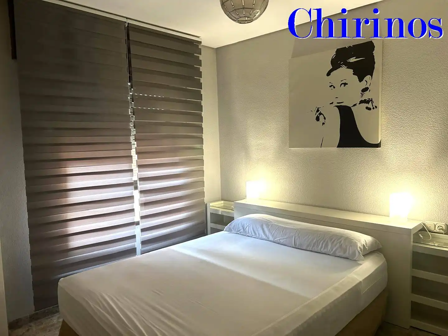 Dormitori de Apartament de lloguer en Córdoba amb Aire condicionat, Terrassa i Traster