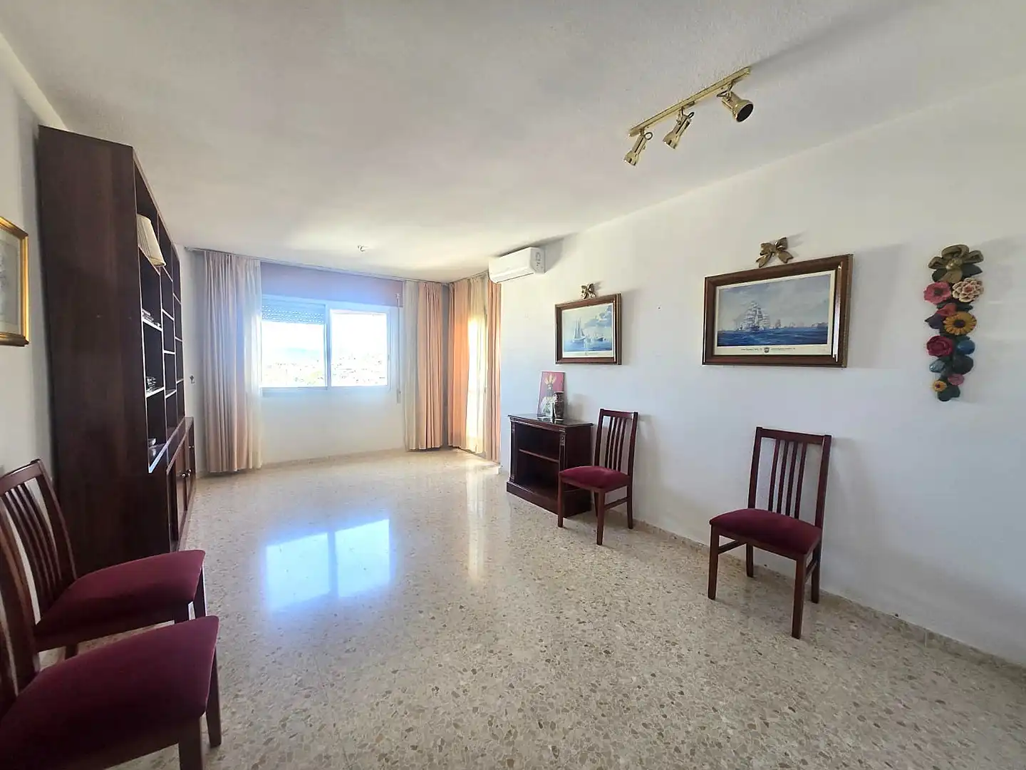 Wohnzimmer von Wohnung zum Verkauf in Rincón de la Victoria mit Klimaanlage, Terrasse und Möbliert