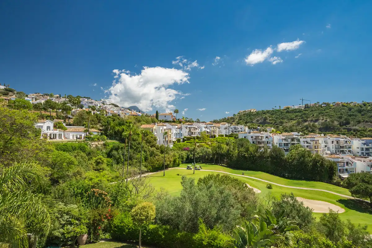 Vista exterior de Casa o xalet en venda en Málaga amb Aire condicionat, Terrassa i Moblat