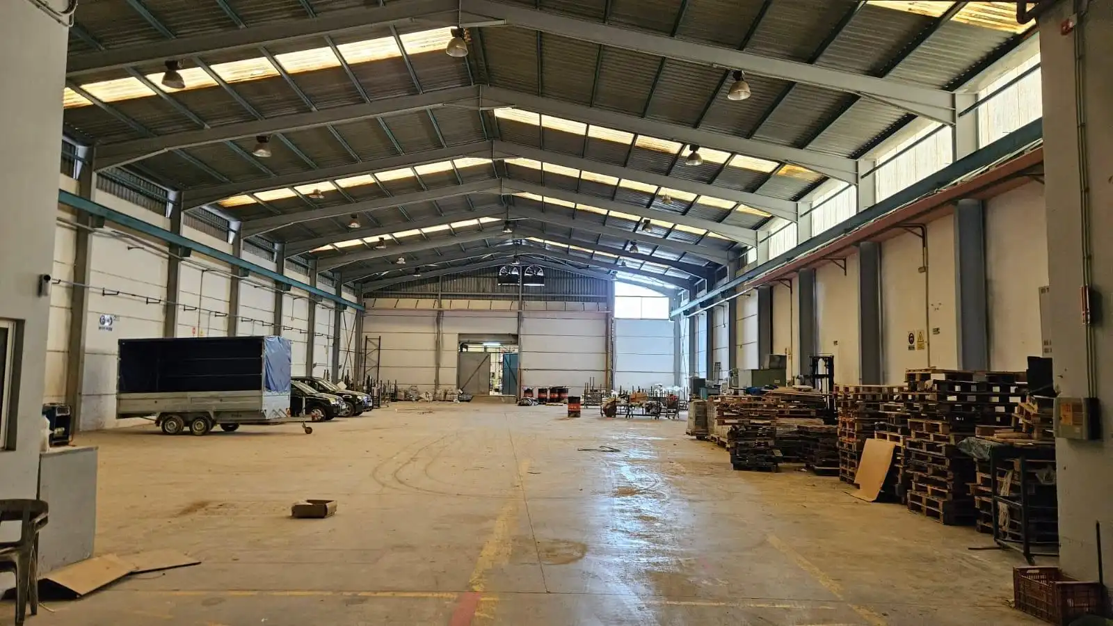 Industrial buildings for rent in Algemesí