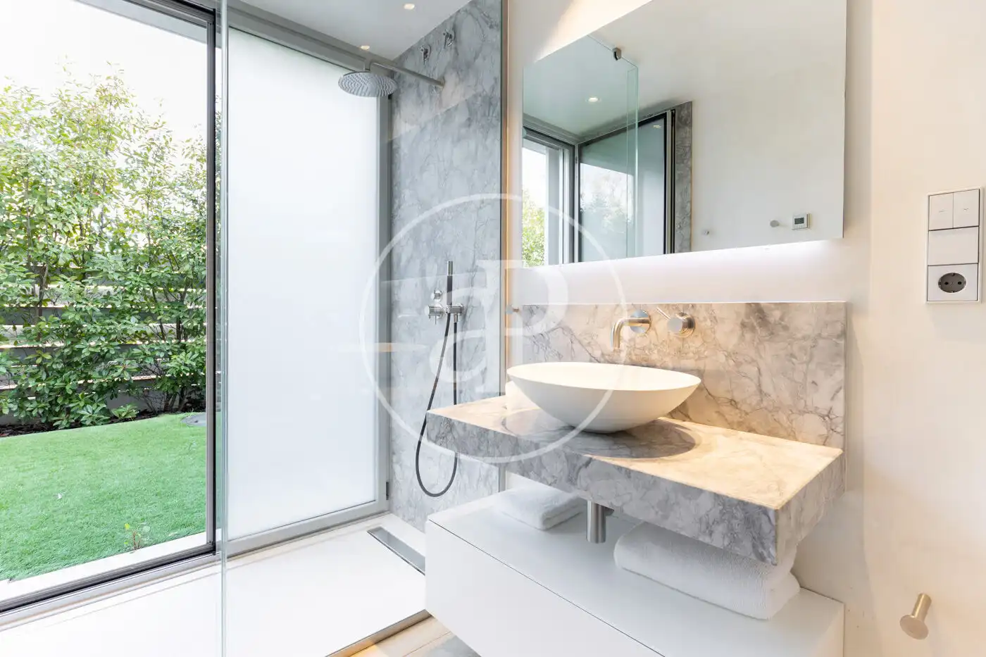 Bathroom of Houses for sale in Sant Cugat del Vallès  with Air Conditioner, Heating and Private garden