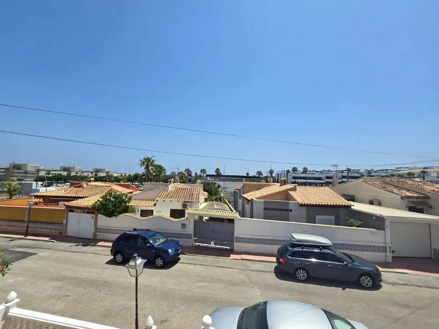 Vista exterior de Casa o xalet en venda en Torrevieja amb Aire condicionat, Calefacció i Terrassa