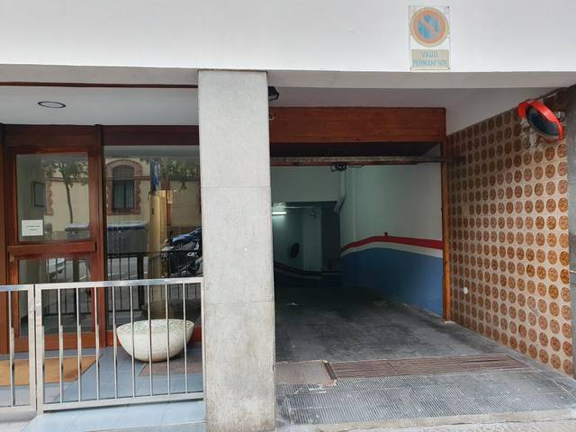 Garaje en Alquiler en Carrer de Casp, 102 en Fort Pienc