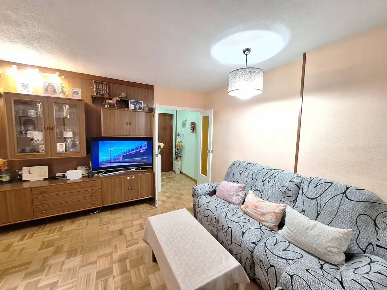 Sala de estar de Piso en venta en Fuenlabrada con Aire acondicionado, Calefacción y Parquet