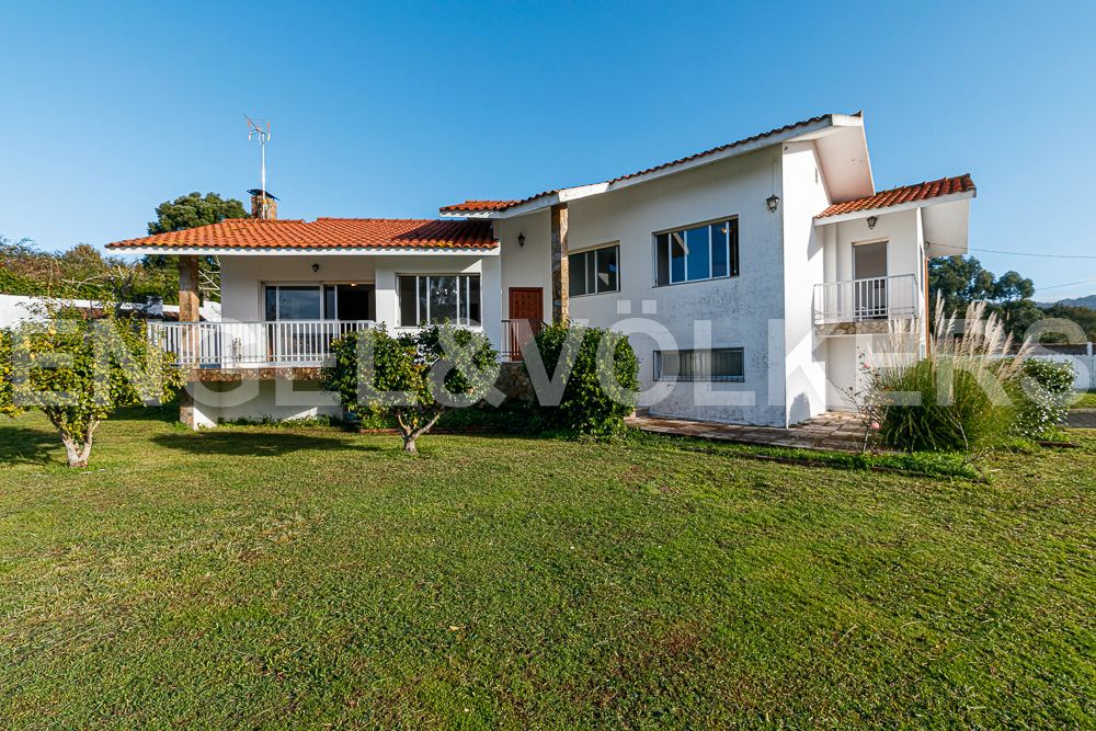 Exterior view of House or chalet for sale in Nigrán  with Heating, Private garden and Parquet flooring