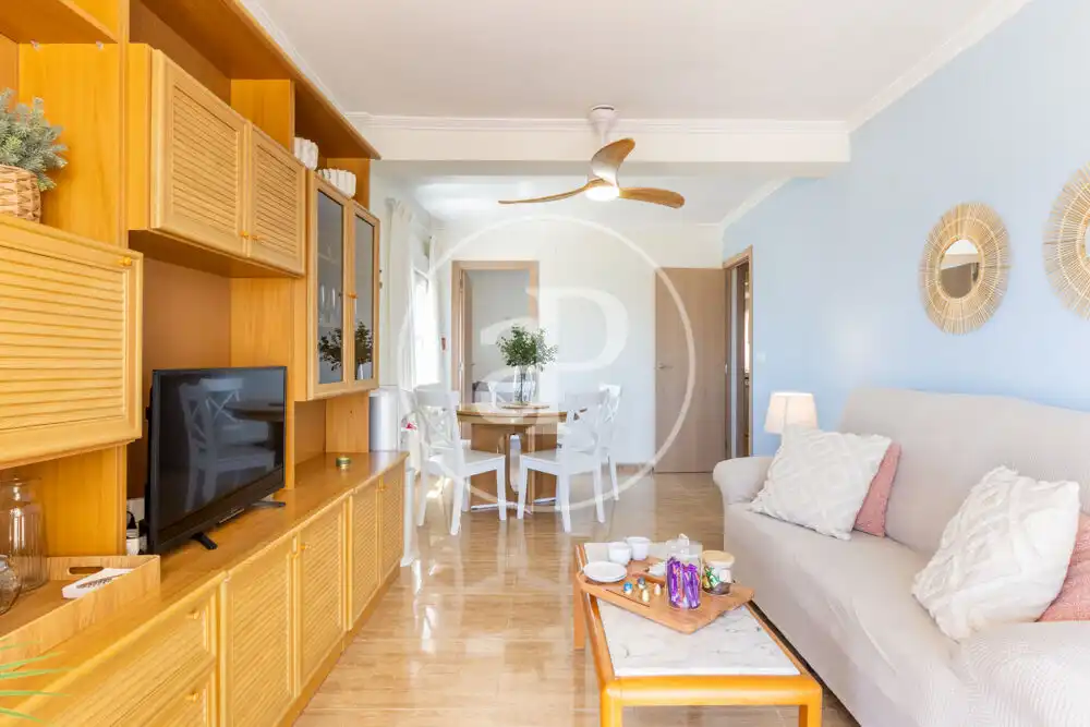 Sala d'estar de Pis de lloguer en Valencia amb Aire condicionat, Calefacció i Terrassa