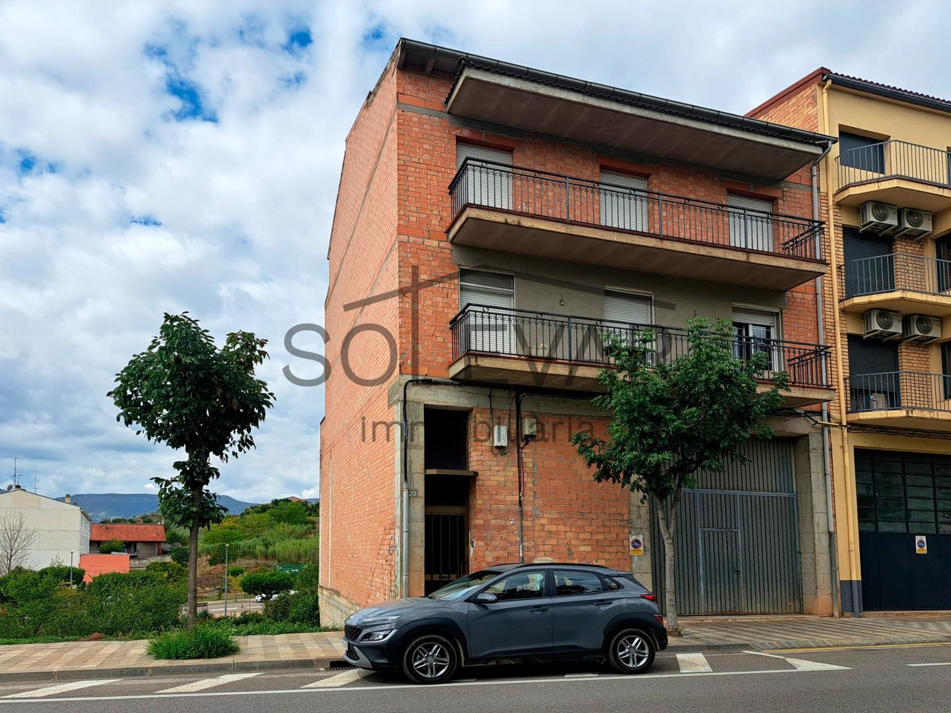 Vista exterior de Piso en venta en Tremp con Calefacción, Jardín privado y Terraza