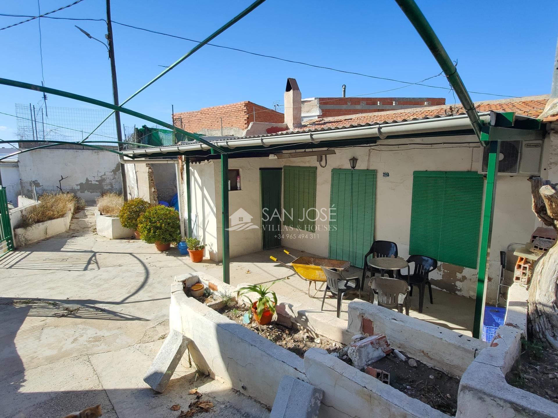 Vista exterior de Casa o xalet en venda en Aspe amb Calefacció, Jardí privat i Terrassa