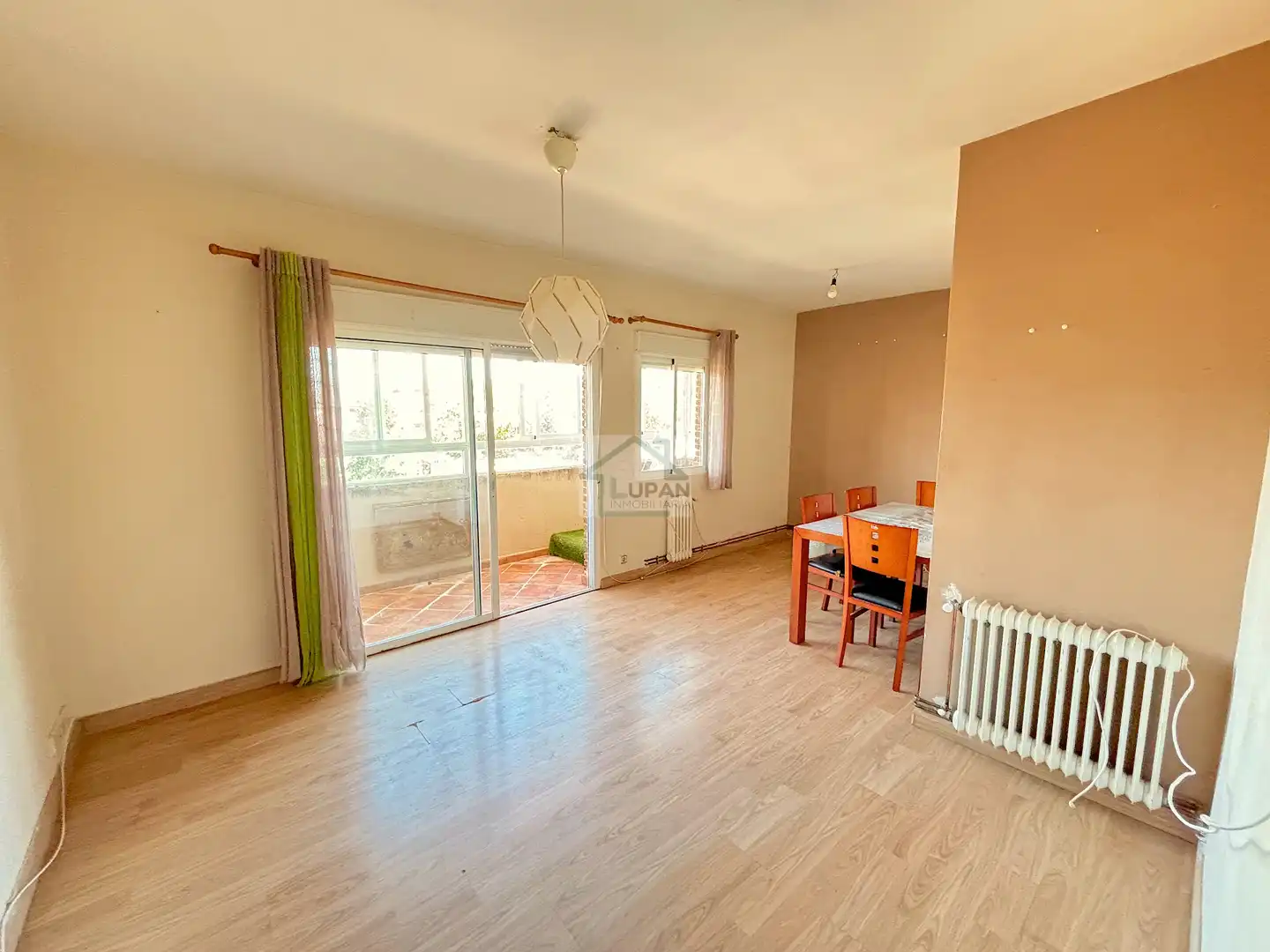 Sala de estar de Piso en venta en Collado Villalba con Calefacción, Parquet y Terraza