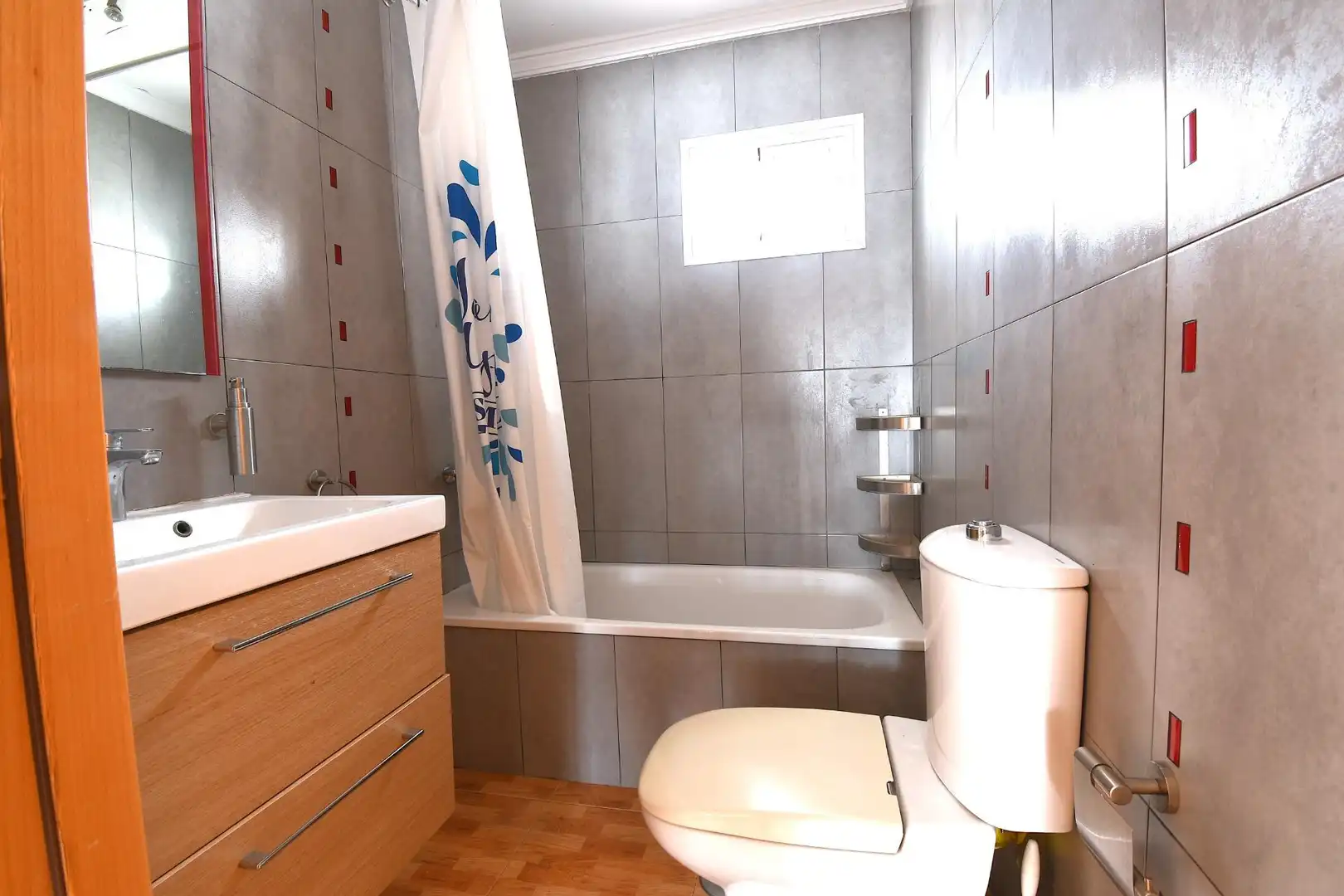 Bathroom of Flat for sale in Jerez de la Frontera  with Terrace and Furnished