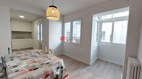Foto 2 de Piso de alquiler en Rúa Montero Ríos, Ensanche - Sar, A Coruña