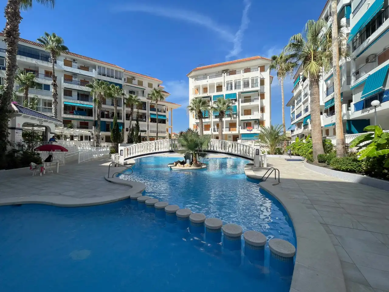 Apartament amb terrassa en venda a La Mata, imagen 2